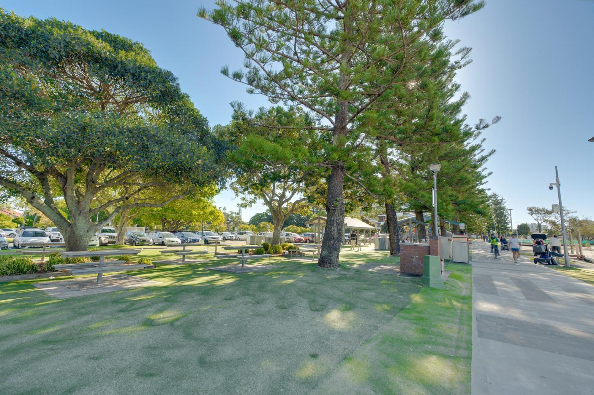 Apartment 2b Broadwater Views In Labrador Gold Coast
