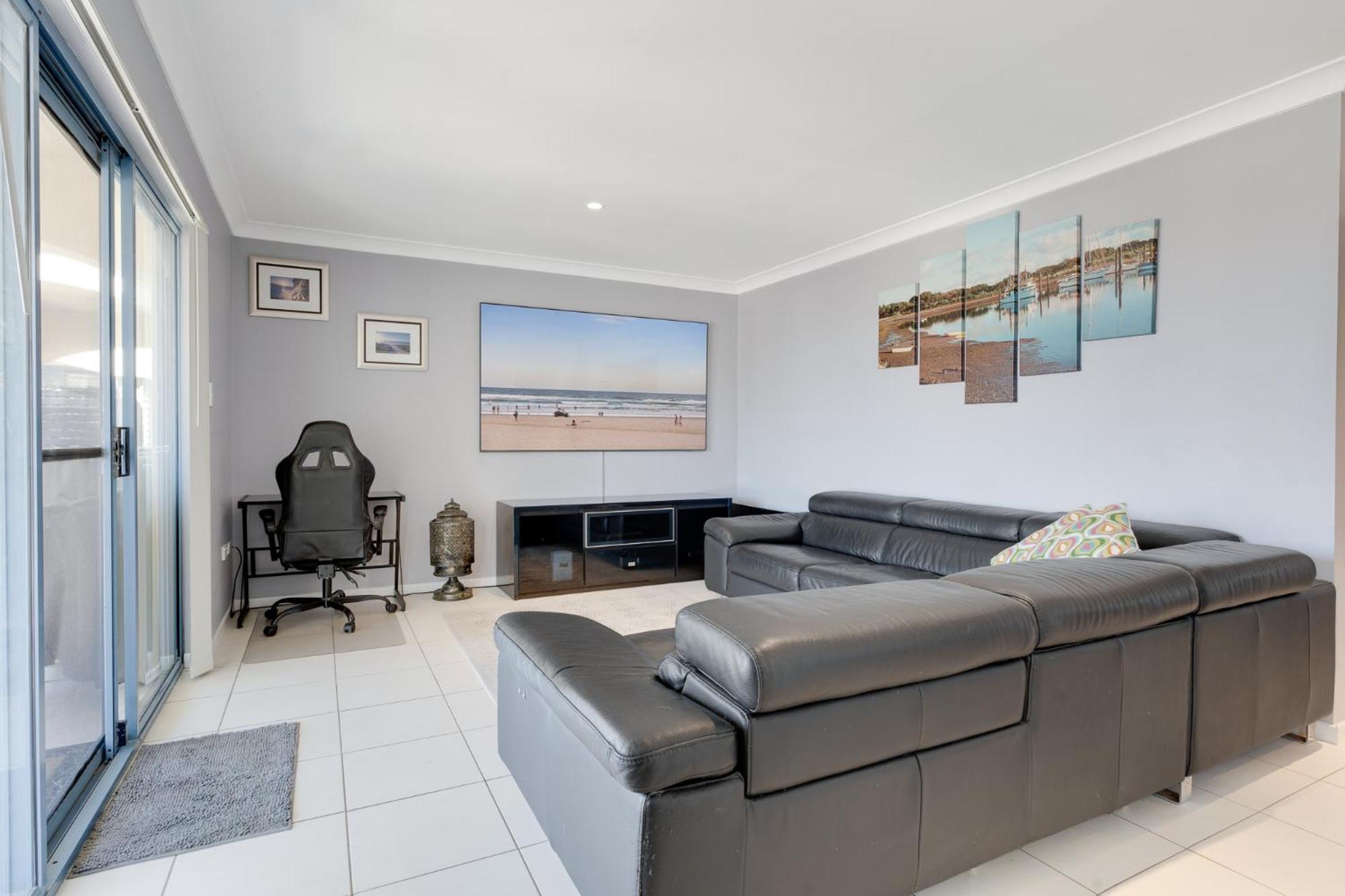 Apartment 2b Broadwater Views In Labrador Gold Coast